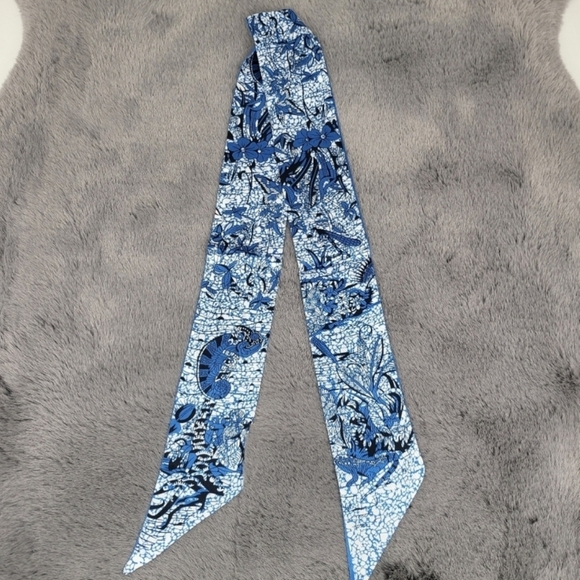 New Blue Chameleon Silk Skinny Scarf Twilly - Picture 6 of 7